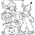 Raskrasil.com-Coloring-Pages-Halloween- Costumes-26